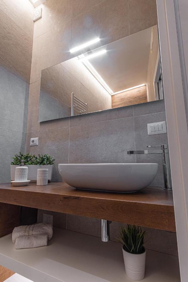 Casa Zummo Ortigia Luxury Apartment Syracuse Bagian luar foto