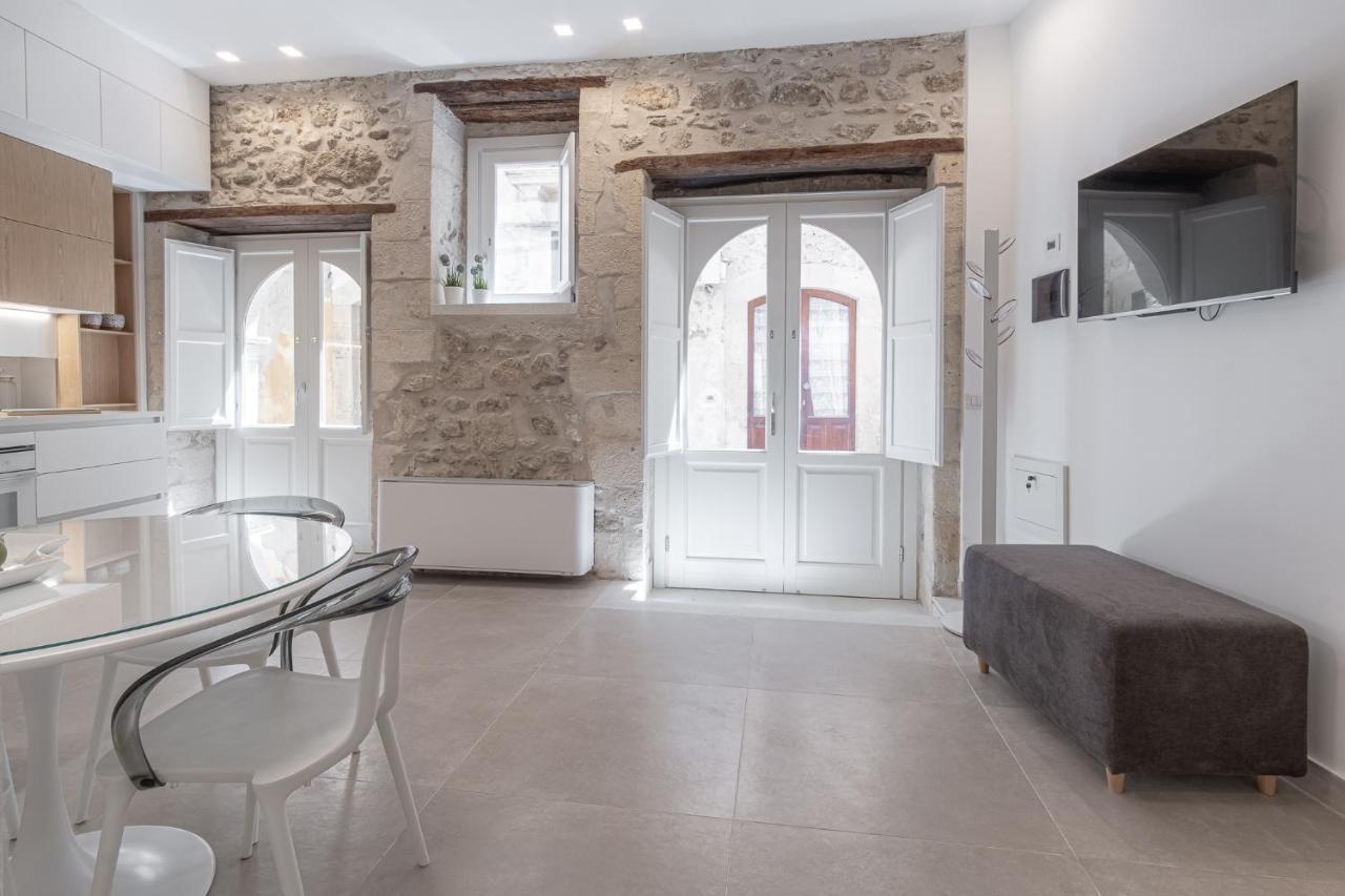 Casa Zummo Ortigia Luxury Apartment Syracuse Bagian luar foto