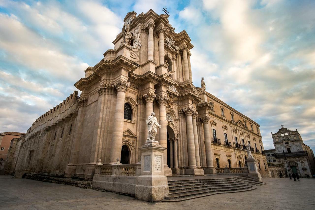 Casa Zummo Ortigia Luxury Apartment Syracuse Bagian luar foto
